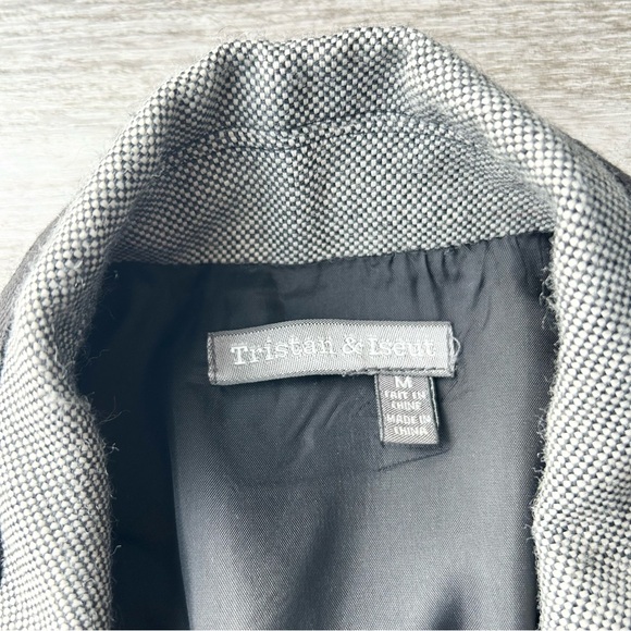 Tristan & Iseut Wool Blend Puff Sleeve Embroidery Blazer - Picture 6 of 15